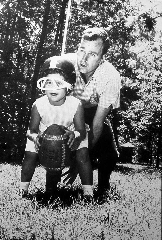 Mentoring adalah tradisi keluarga Bush, juga menjadikannya dari Anda