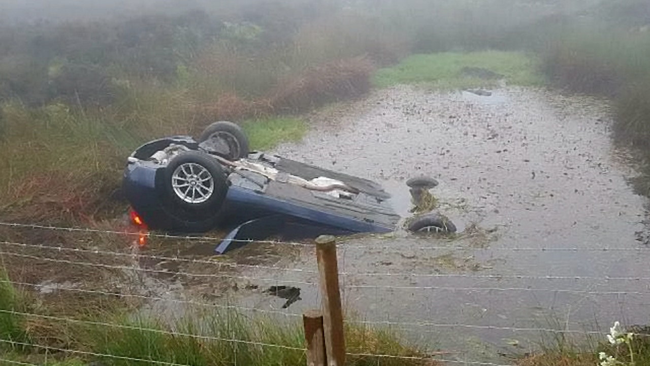 Drunk driver escapes after flipping car into pond | Fox News