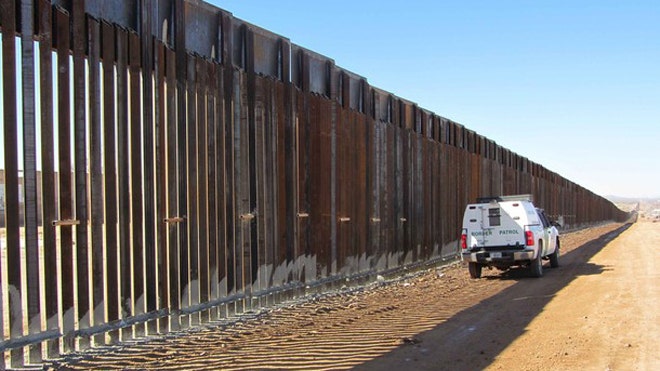 Border Line Us. Building Homeland Security Awards $145 Million Contract For U.S.-Mexico Border ...