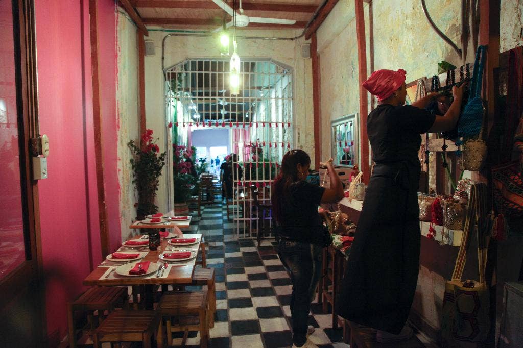 Di Kolombia, makanan lezat layak untuk dimasukkan ke penjara