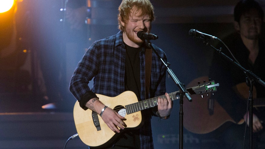 Ed sheeran dancing in the. Dancing in the dark ed sheeran. beautiful people ed sheeran.