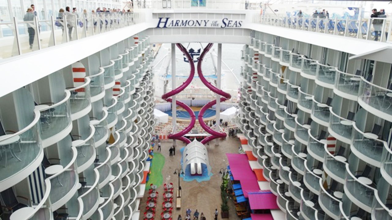 Does the world's largest cruise ship live up to the hype? Inside the ...