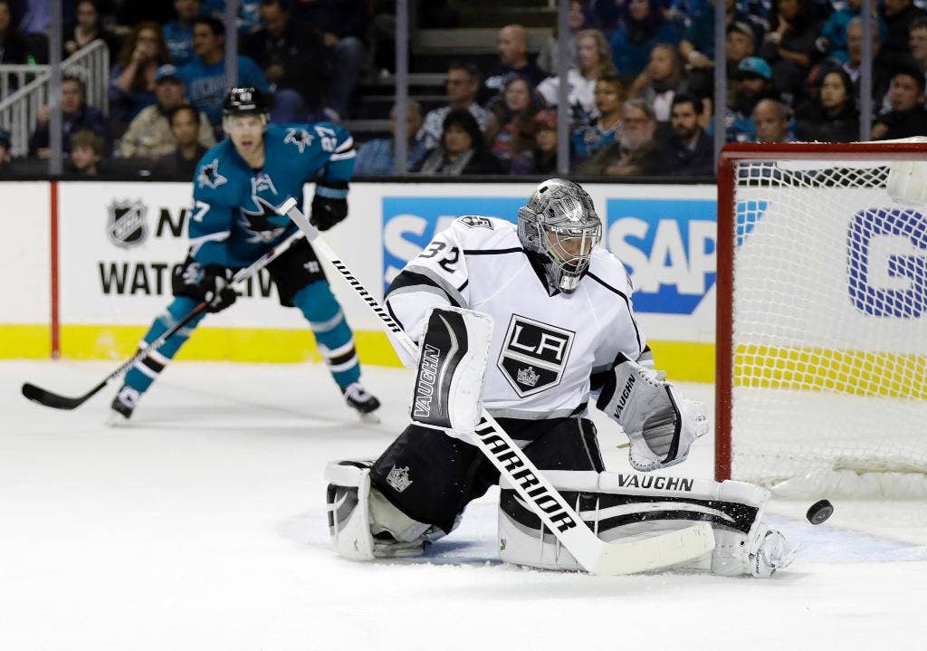 LA Kings menempatkan bintang G Jonathan Quick di cadangan cedera