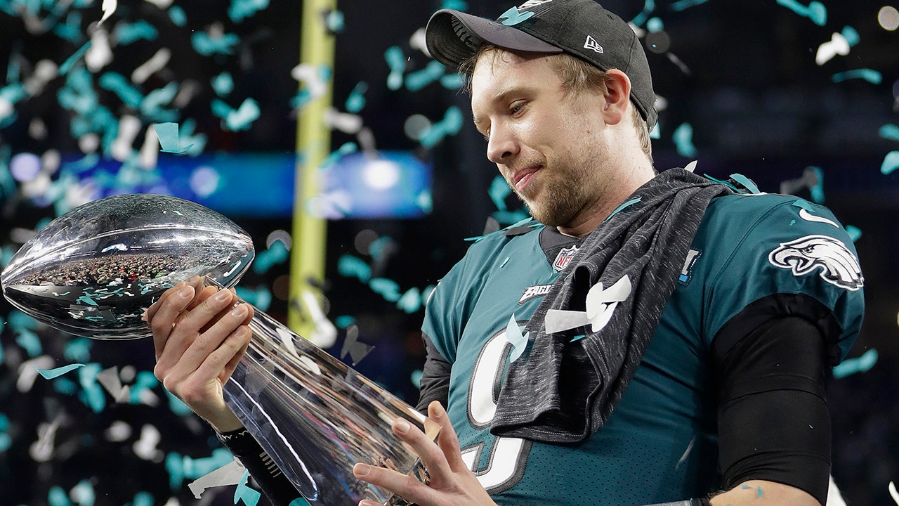 Faith of Super Bowl MVP Nick Foles is 'real deal' - The Columbian