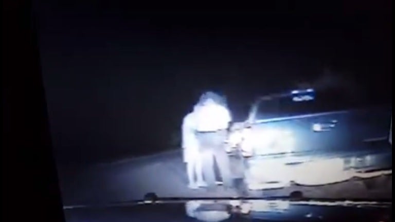 Caught on video: Driver prays for deputy during traffic stop | Fox News