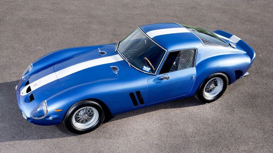 Red line Ferrari 250 GTO RL184 ダークブルー This Ferrari is about to become the most expensive car ever sold
