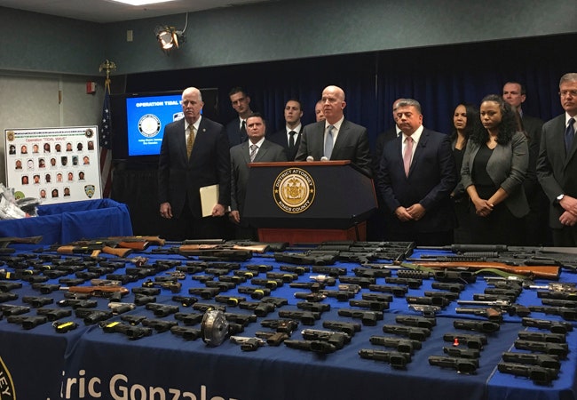 NYC cops thwart gun ring that exploited looser Virginia laws | Fox News