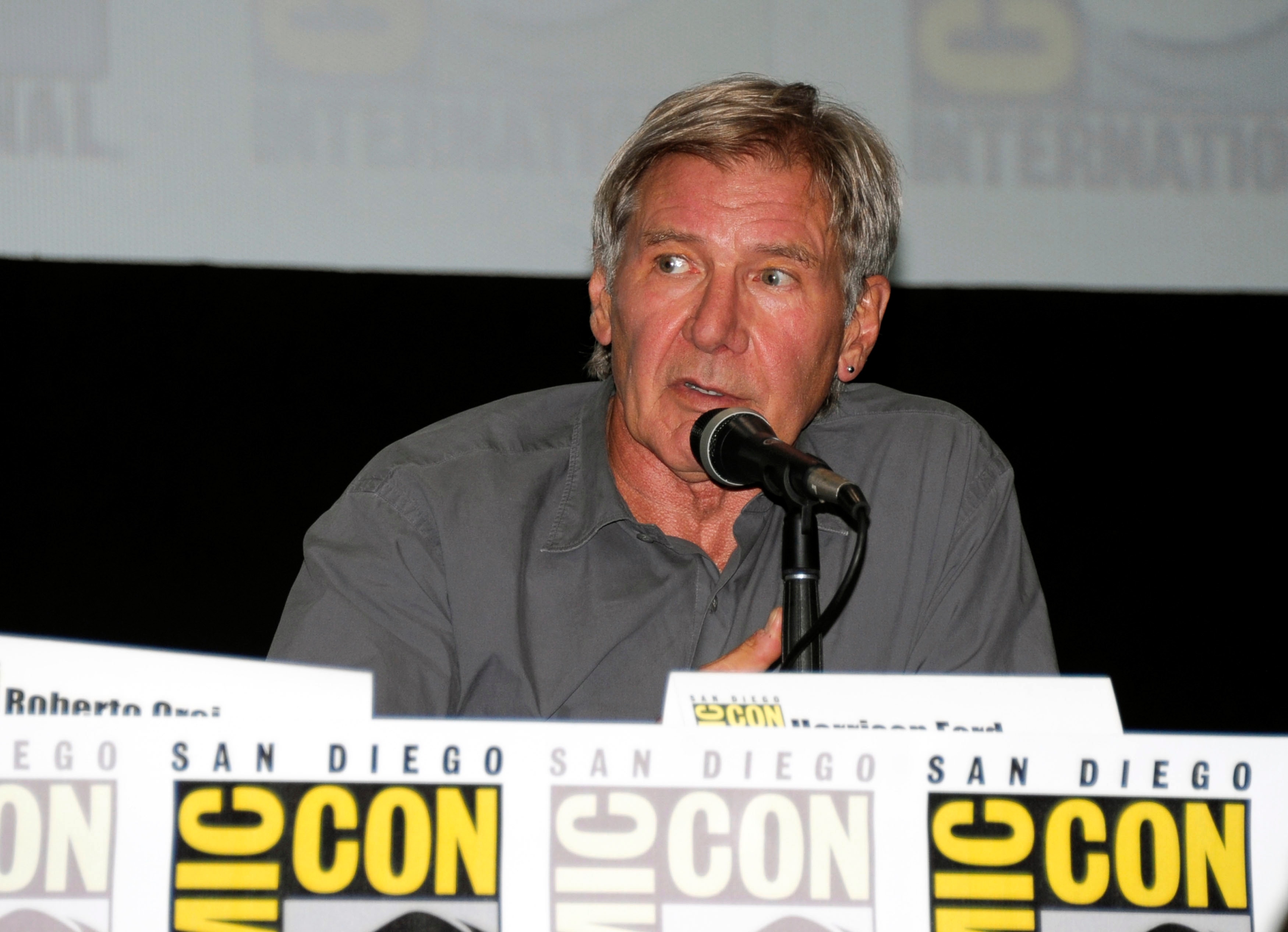 Harrison Ford gamely entertains geeky Star Wars, Indiana Jones