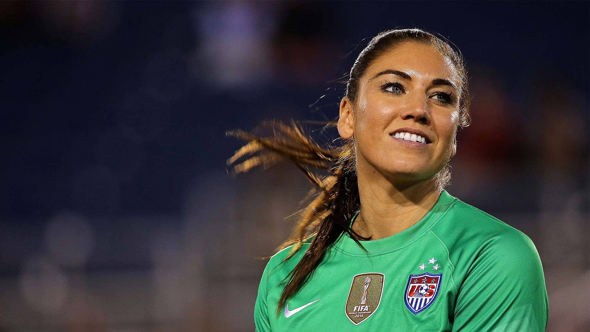 Former USA goalie Hope Solo, NFL TE Jerramy Stevens have twins 