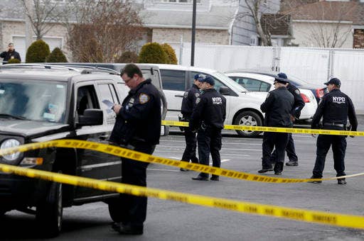 Woman, 2 daughters fatally stabbed at New York hotel | Fox News