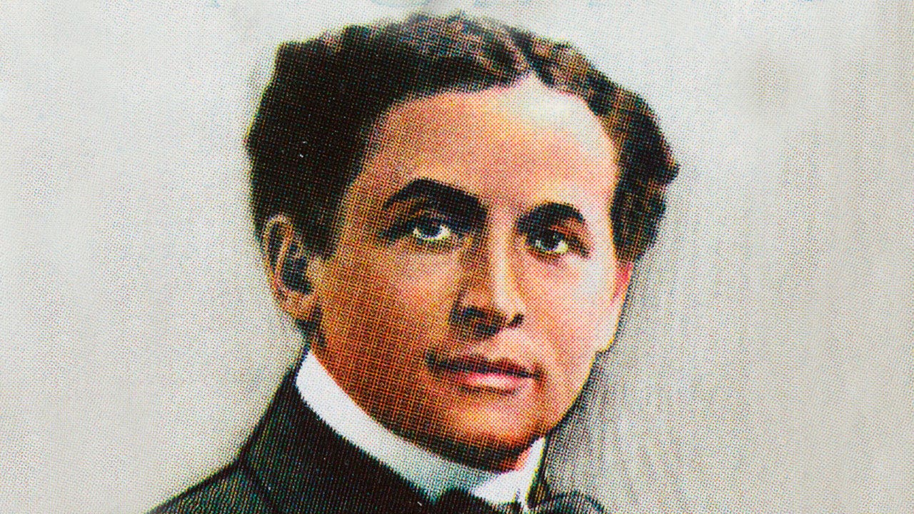 Houdini’s old home is for sale, but it won't come with the spy gadgets he installed