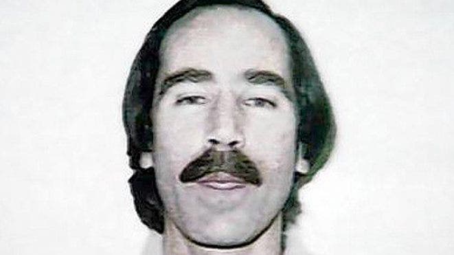 ‘Pemerkosa sarung bantal’ dirilis untuk memaksa tetangga baru menghidupkan kembali kengerian masa kecil