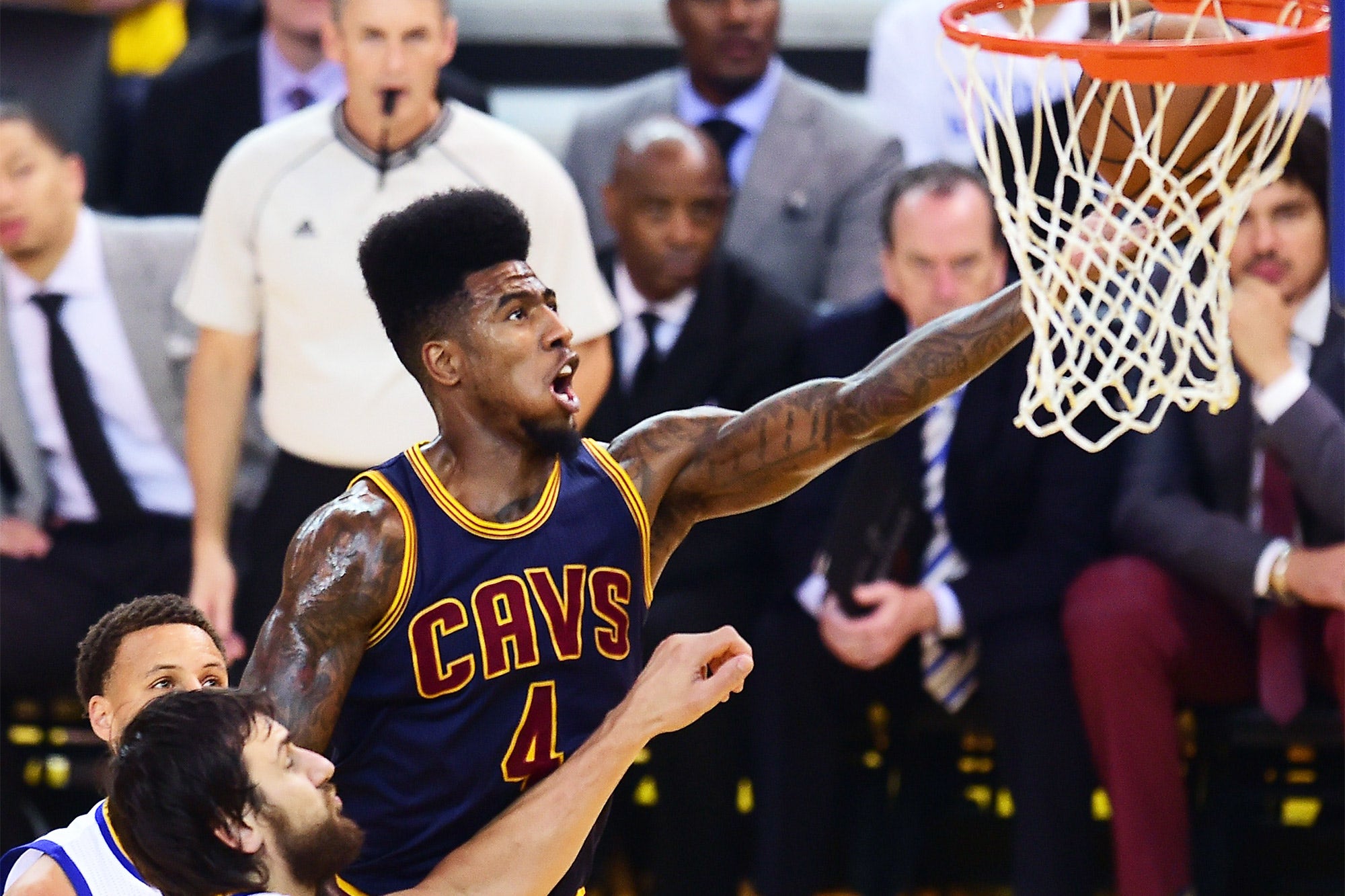 Cavaliers guard Iman Shumpert showed he has more than basketball skills by ...
