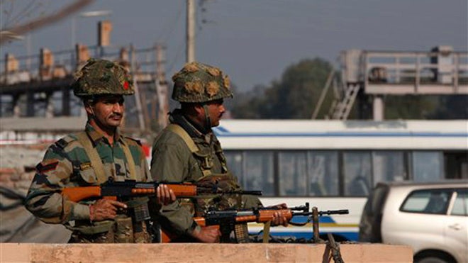 4 gunmen, 2 soldiers killed in attack at Indian air base near Pakistan ...