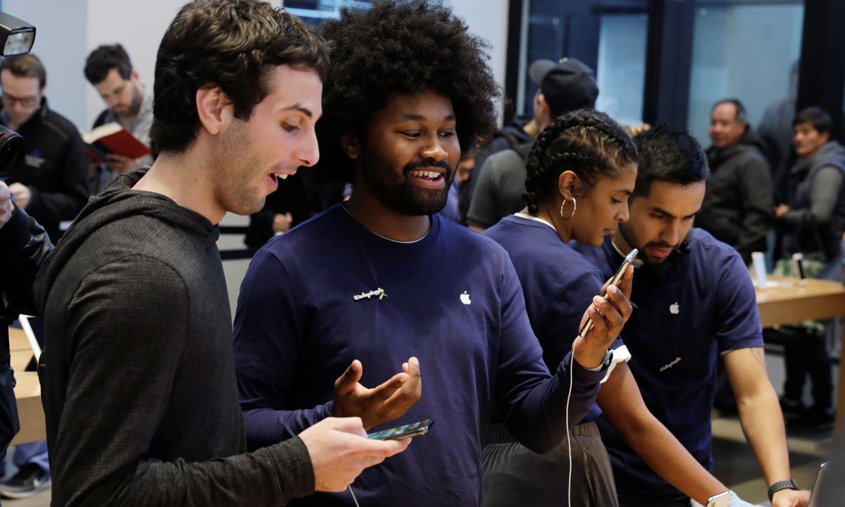 Apple reveals new privacy controls for iPhone and Mac users