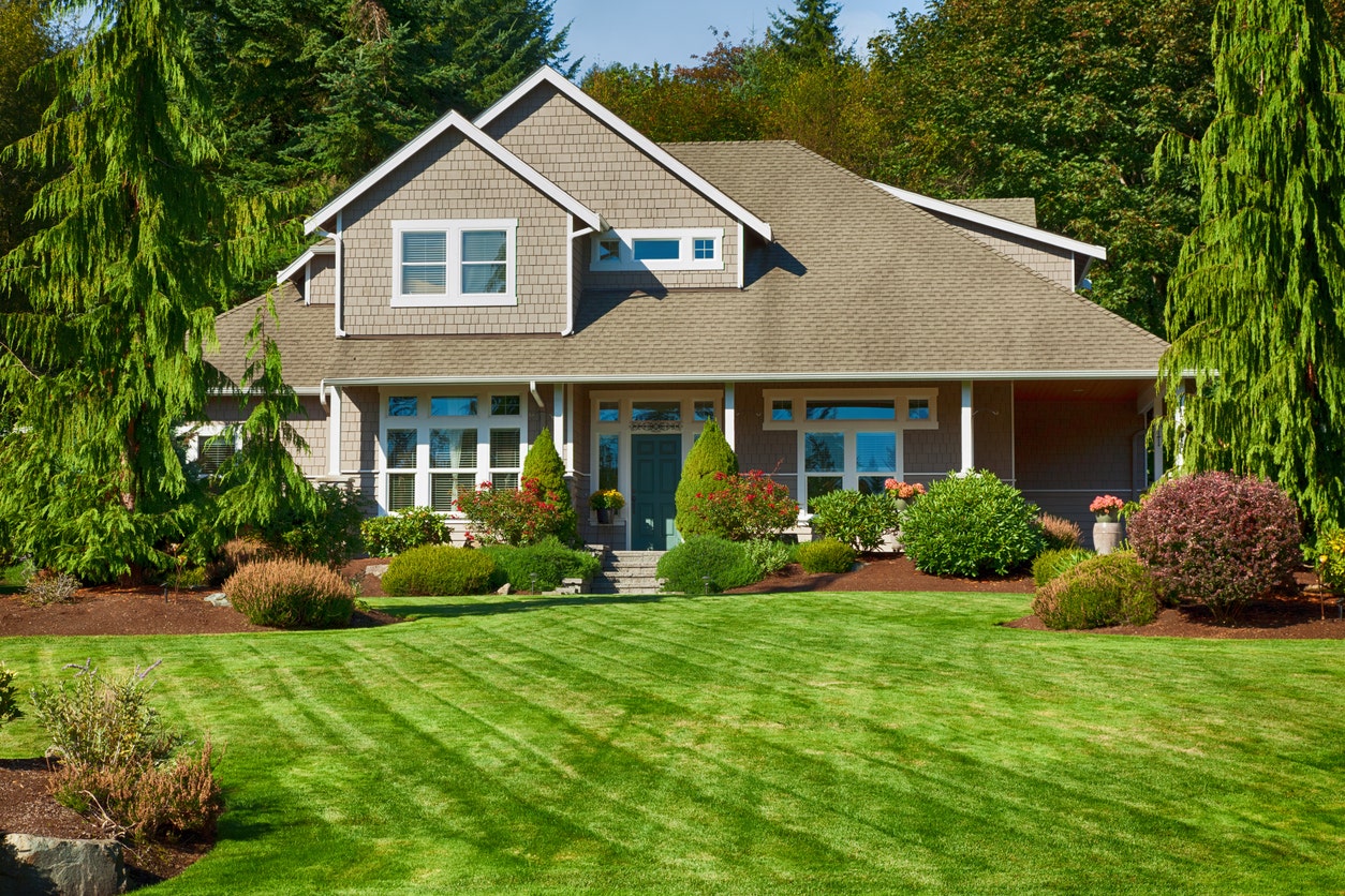 How Much Can A Landscaping Business Owner Make