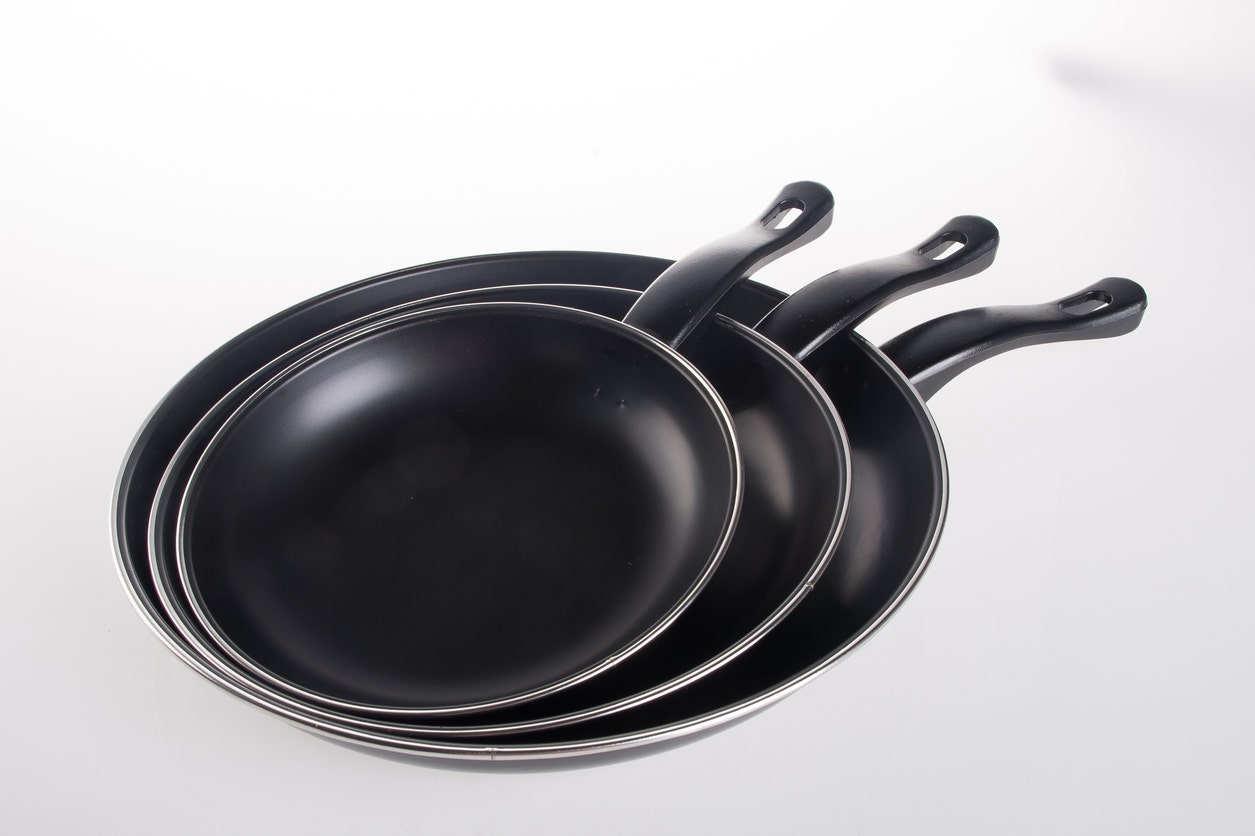 Chemicals in nonstick pans and food packaging linked to rapid weight gain