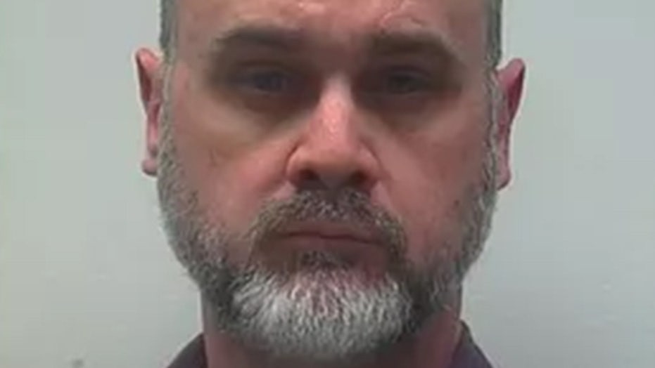 Alabama man hit with more than 6,500 child porn charges | Fox News