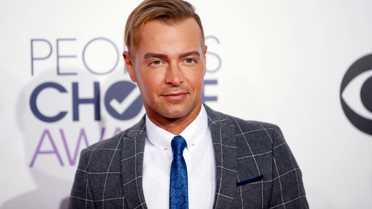 Joey Lawrence engaged to girlfriend Samantha Cope