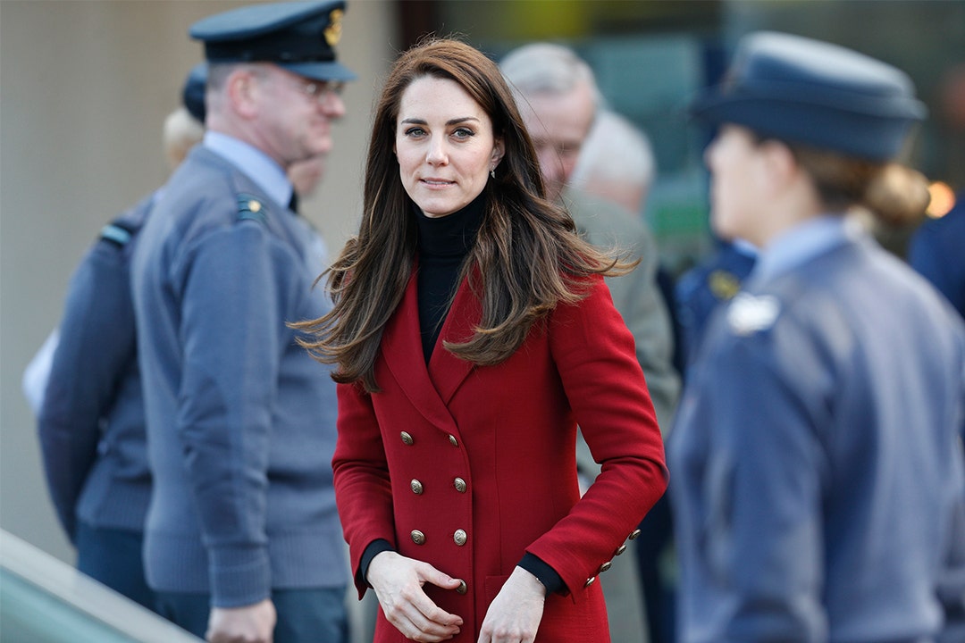 Kate Middleton privately visits memorial for London woman murdered