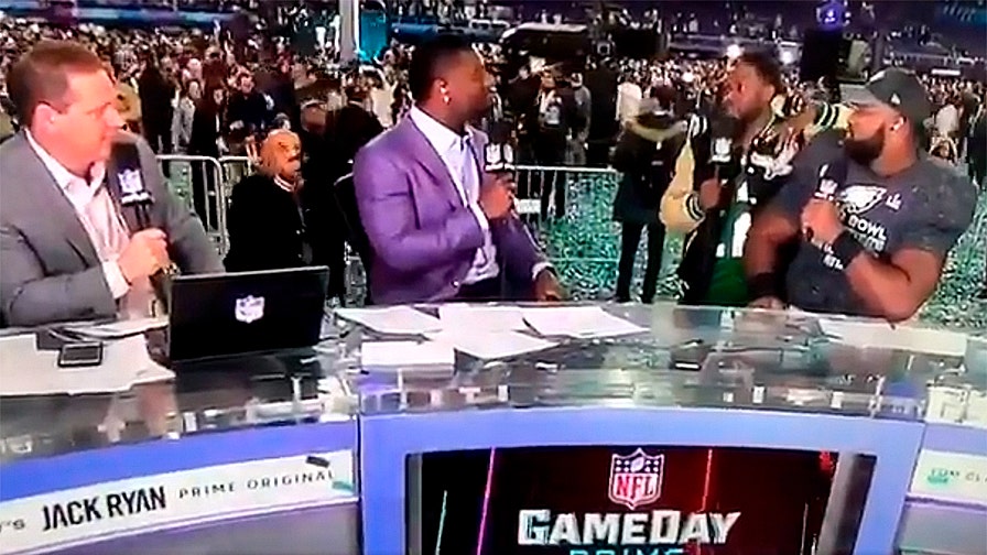 Kevin Hart Drops F Bomb In Celebratory Super Bowl Rant Fox News Kevin Hart Drops F Bomb In Celebratory Super Bowl Rant Fox News