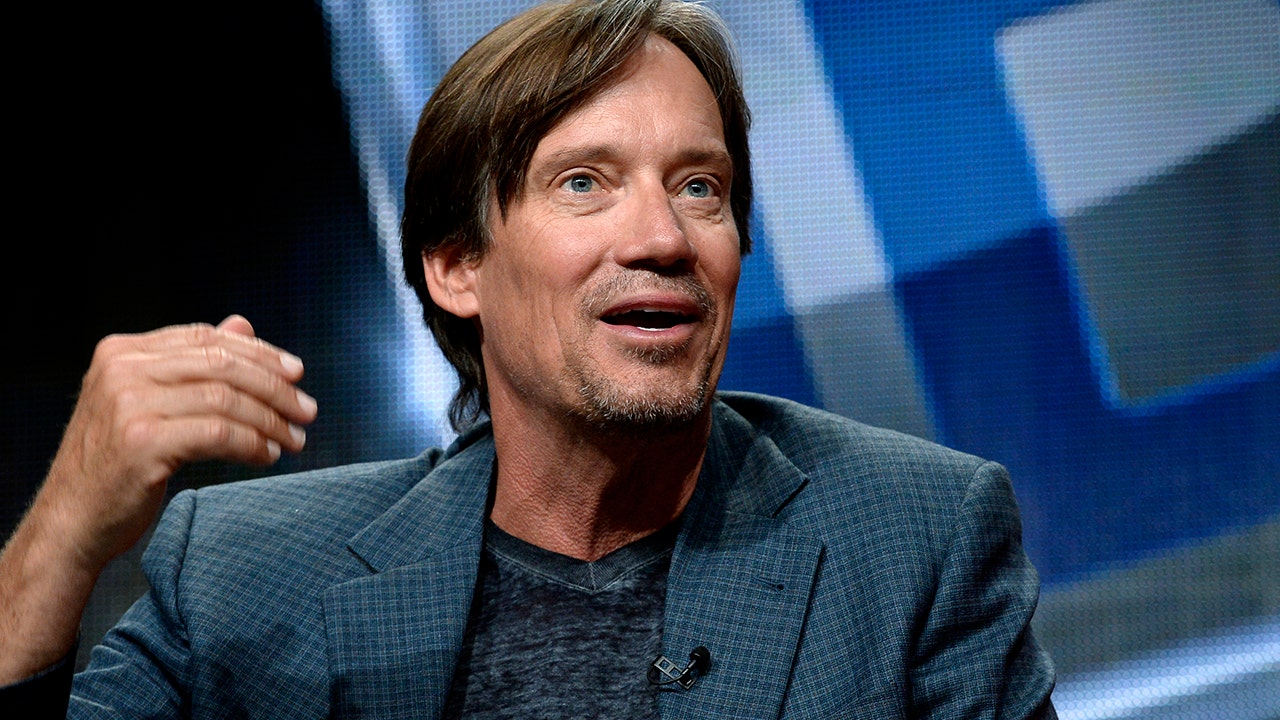 Kevin Sorbo says Facebook hasn't told him why his page was deleted, compares situation to 'Seinfeld' episode