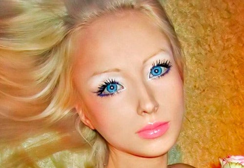 spion følelsesmæssig antyder Why the 'Living Barbie' is dangerous | Fox News
