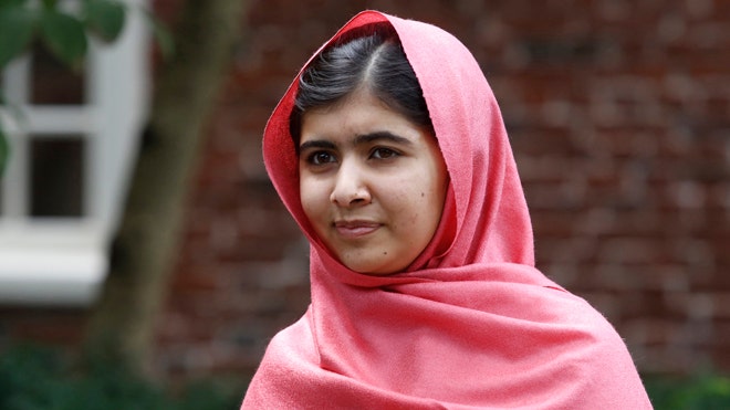 Malala Yousafzai dan Kailash Satyarthi memenangkan Hadiah Nobel Perdamaian