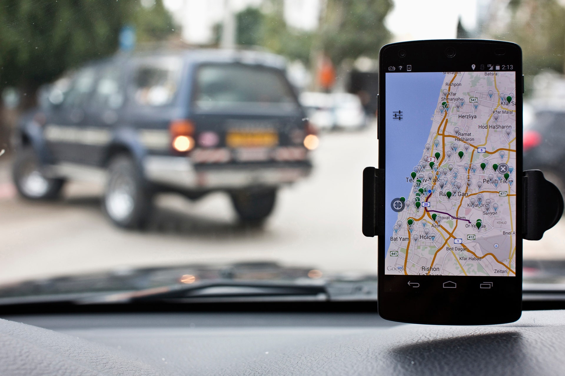 Find My Car: How to Locate Your Vehicle With a Smartphone App