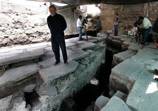 Researchers Find Aztec Temple Platform In Mexico | Fox News