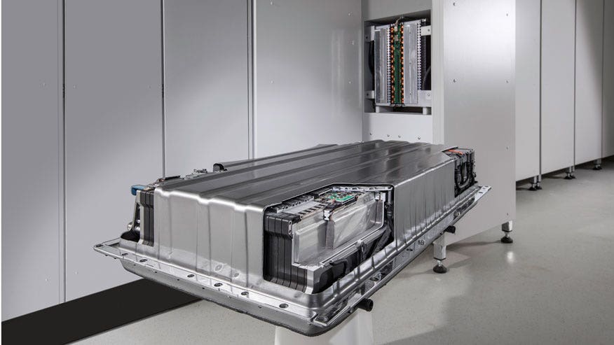 Daimler promises to launch its own line of home batteries to take on Tesla