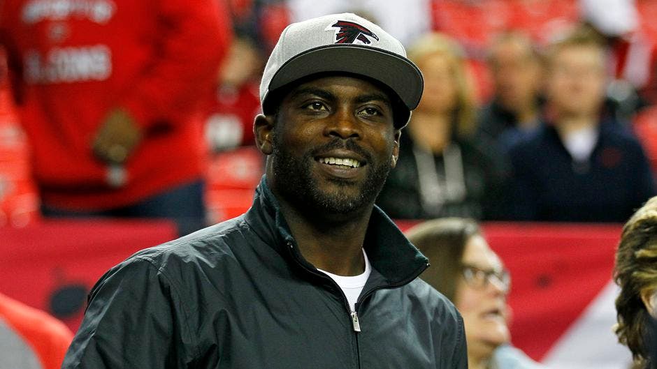 Michael Vick staying retired, won’t play in Fan Controlled Football
