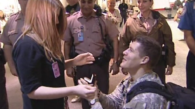 Soldier Surprises Latina Girlfriend With Marriage Proposal Fox News