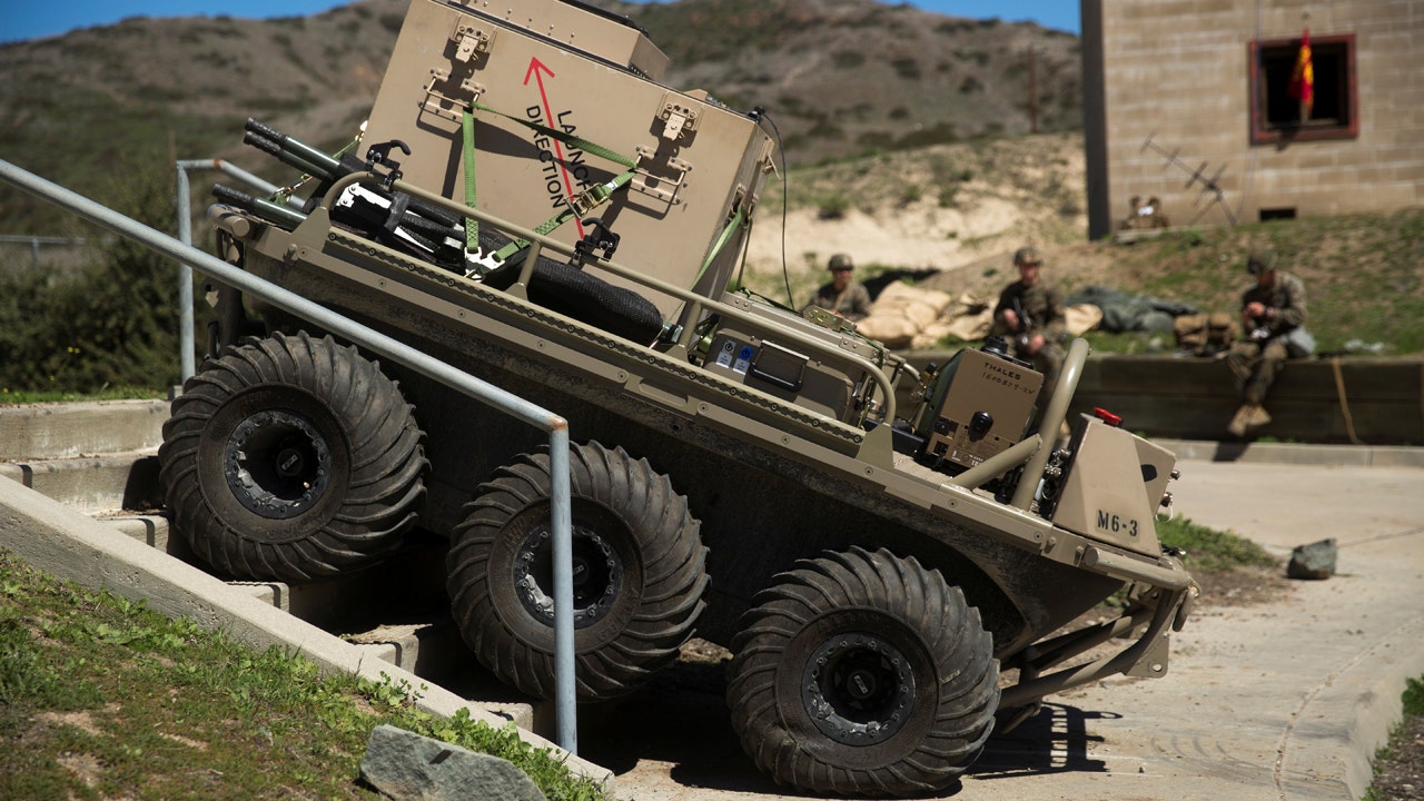 US Army Could Have Self-driving Vehicles On Battlefield Long Before ...