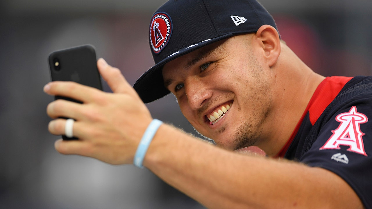 Los Angeles Angels back Mike Trout after commissioner's comments on 3-time MVP's marketability