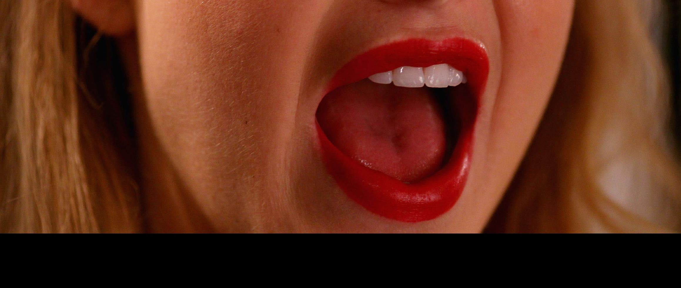 Lahir di AS, dan dengan aksen Latino sebagai buktinya