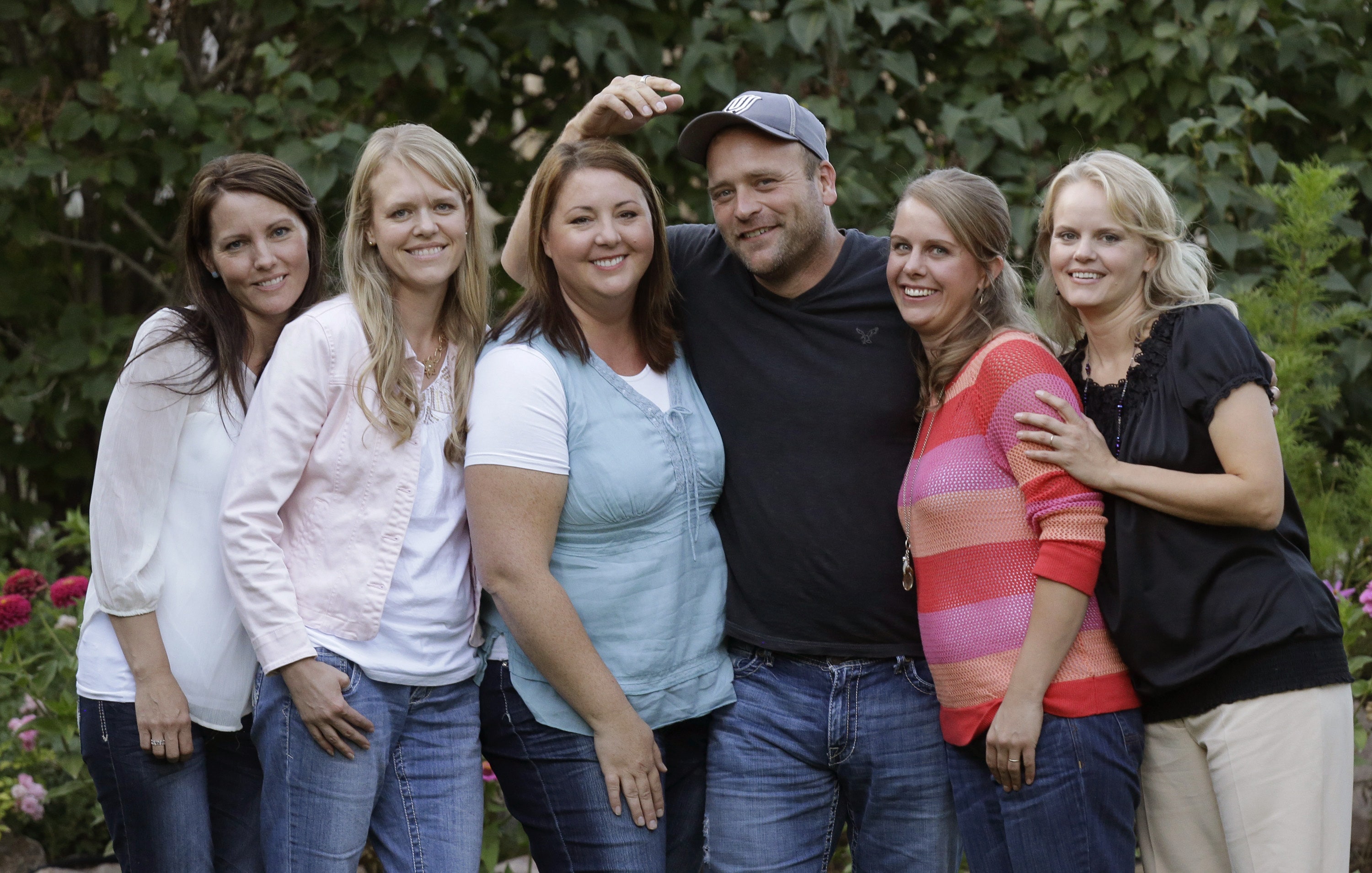 Woman on polygamy show My Five Wives accuses father of abuse Fox News