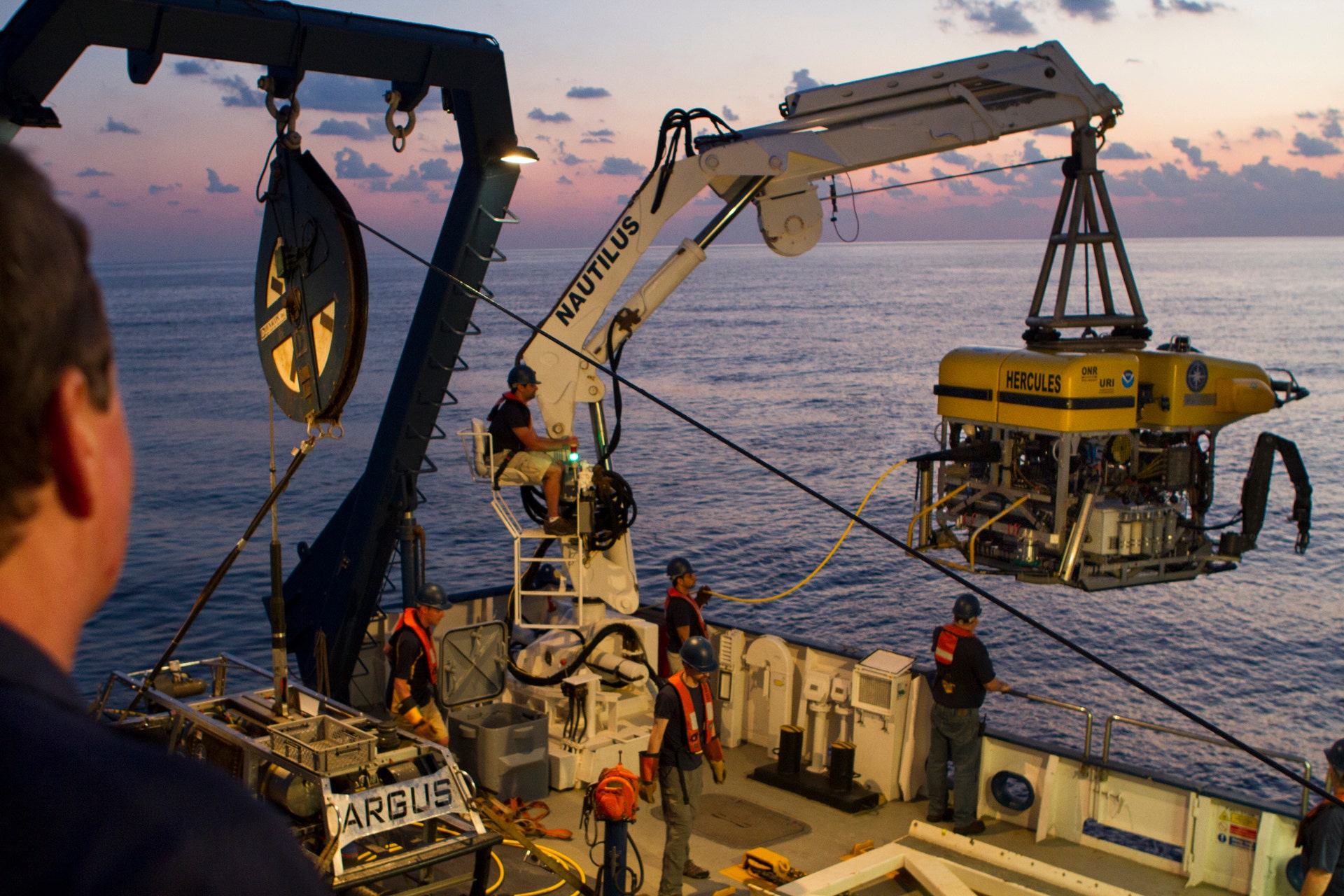 NASA is using underwater robots to explore the deep-sea off the ...