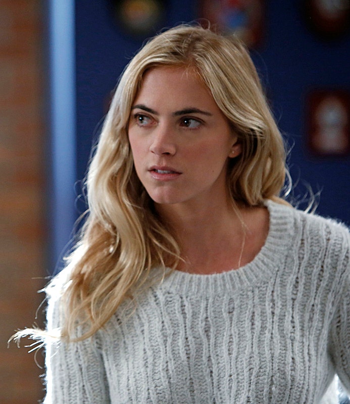 'NCIS' debuts Emily Wickersham as new full-time character Ellie Bishop ...