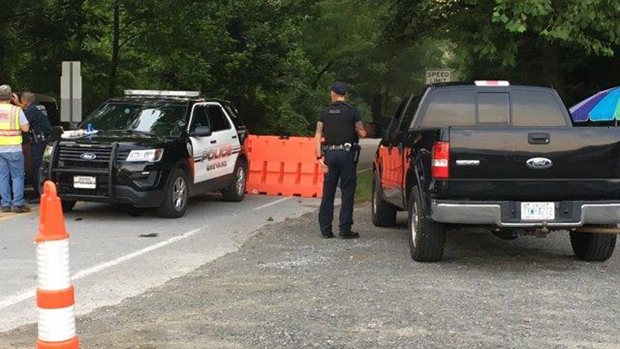 Manhunt for suspect hiding in North Carolina forest impacting visitors ...