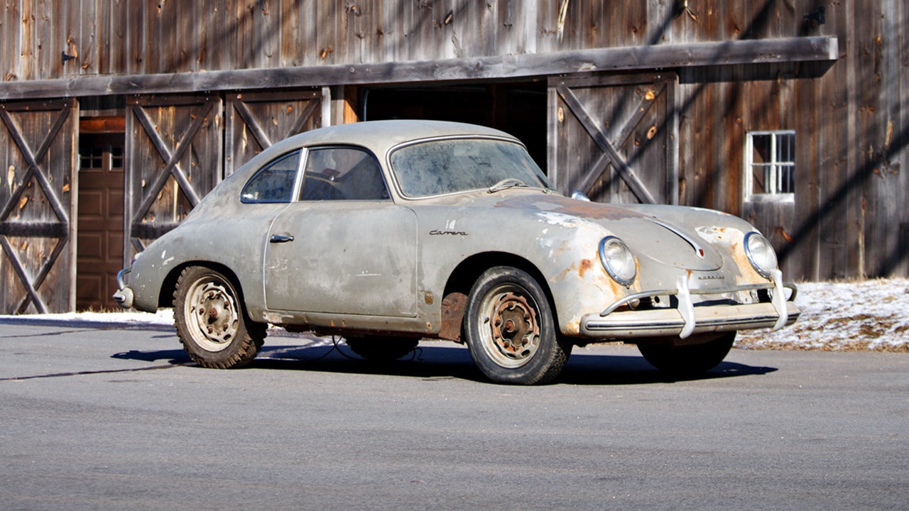 Rusty Porsche 'barn find' expected to sell for $700,000 or more | Fox News