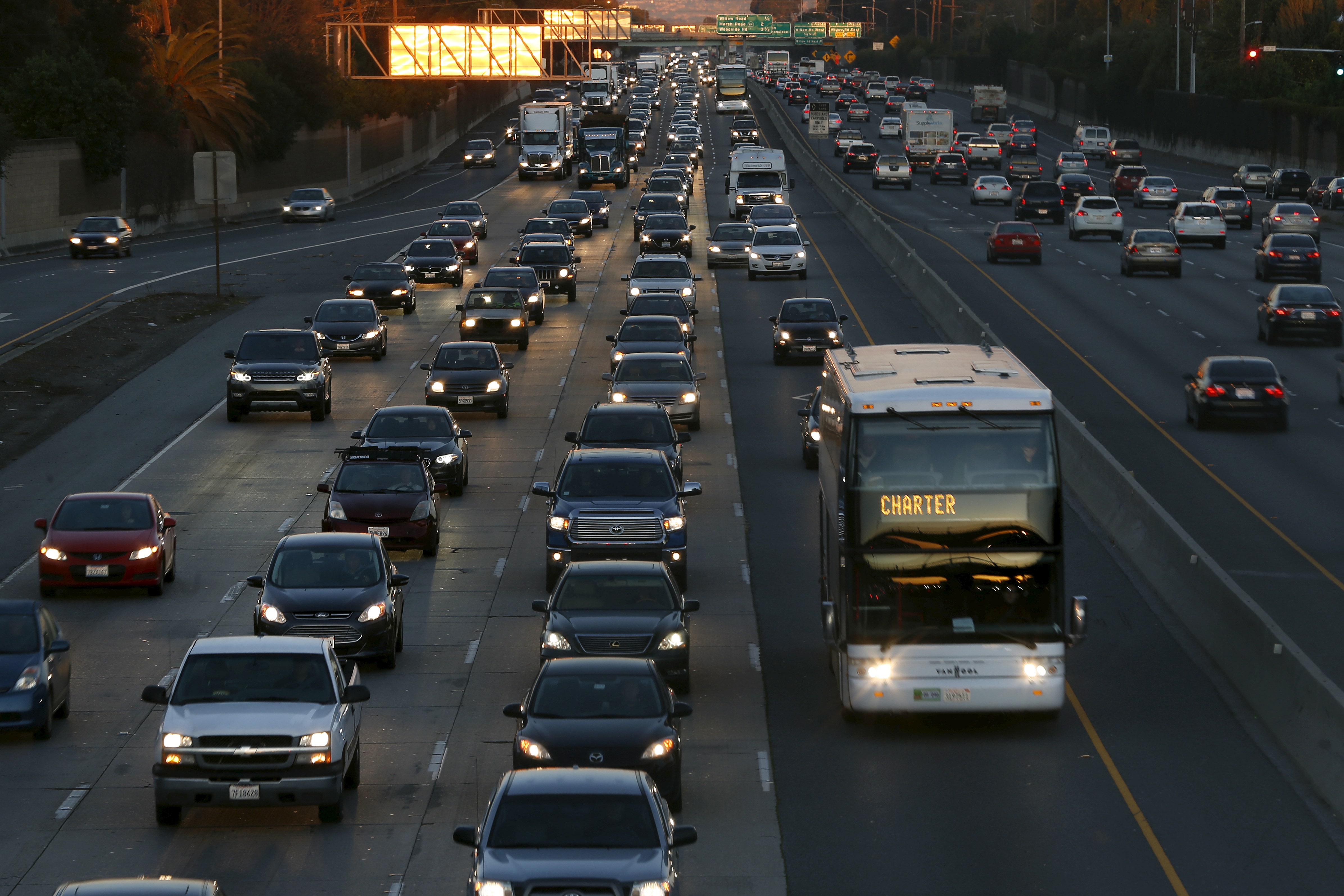 Memorial Day weekend travelers could face delays