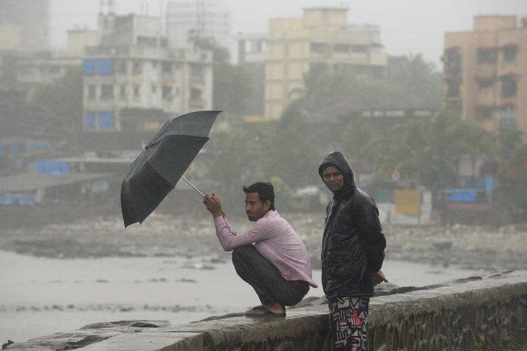 120 Mati di India Monsoon Banjir