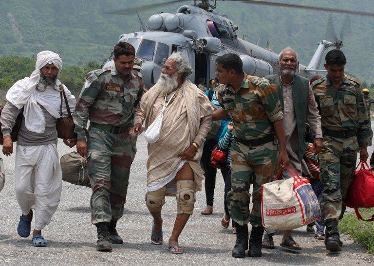 Cuaca buruk menghantam operasi penyelamatan banjir di India