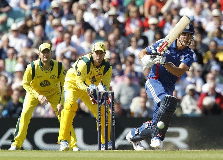 Kapten Ashes, Cook dan Clarke, bersiap untuk seri kunci