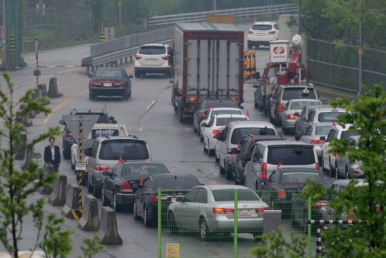 Kedua Korea memulai pembicaraan baru di situs web industri bersama