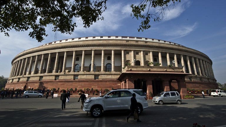 India court bars convicted lawmakers from politics | Fox News