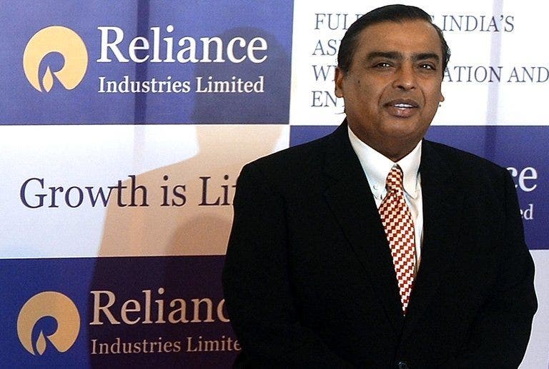 Laba Kuartal 1 Reliance Industries India naik 19%