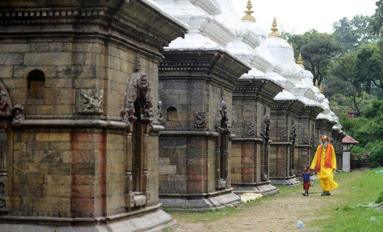 Krematorium raksasa di situs yang dihormati di Nepal membuat UNESCO membunyikan alarm
