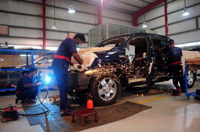 Bencana kekerasan di Karachi menyebabkan boomingnya mobil lapis baja